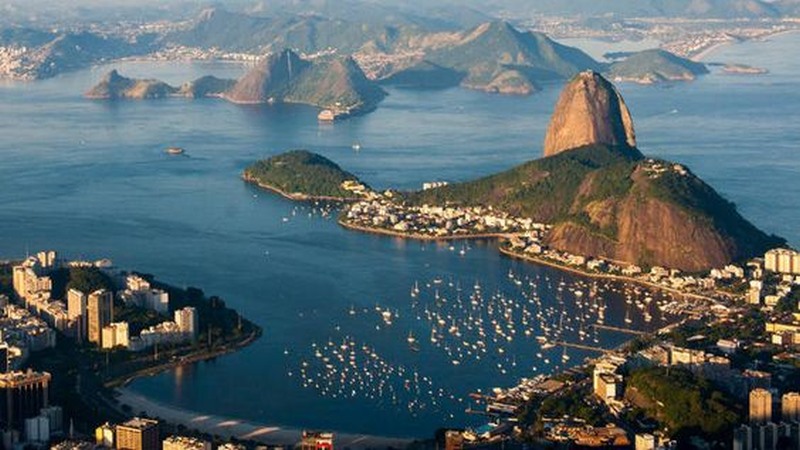 Sicht auf die Botafogo Bucht und den Zuckerhut